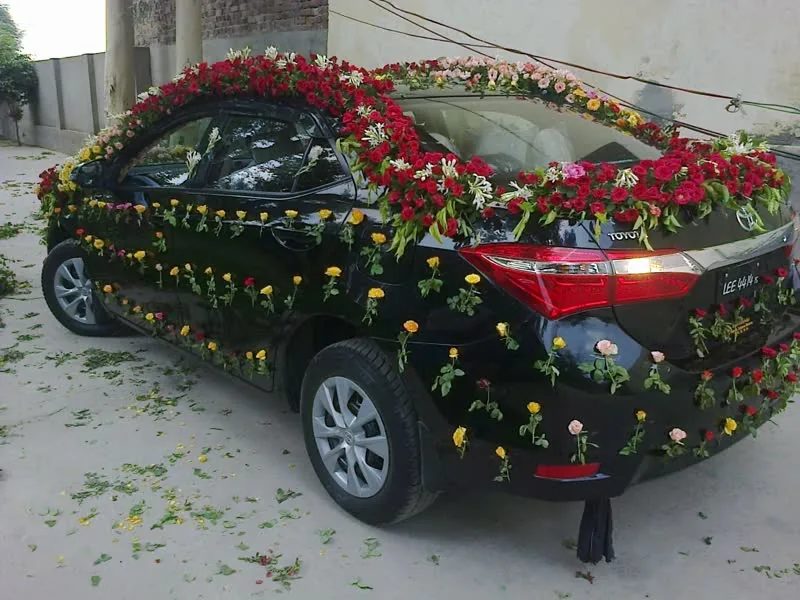 Wedding Car #27 — Black Car Red Rose Full Coverage — PhoolNagar.com