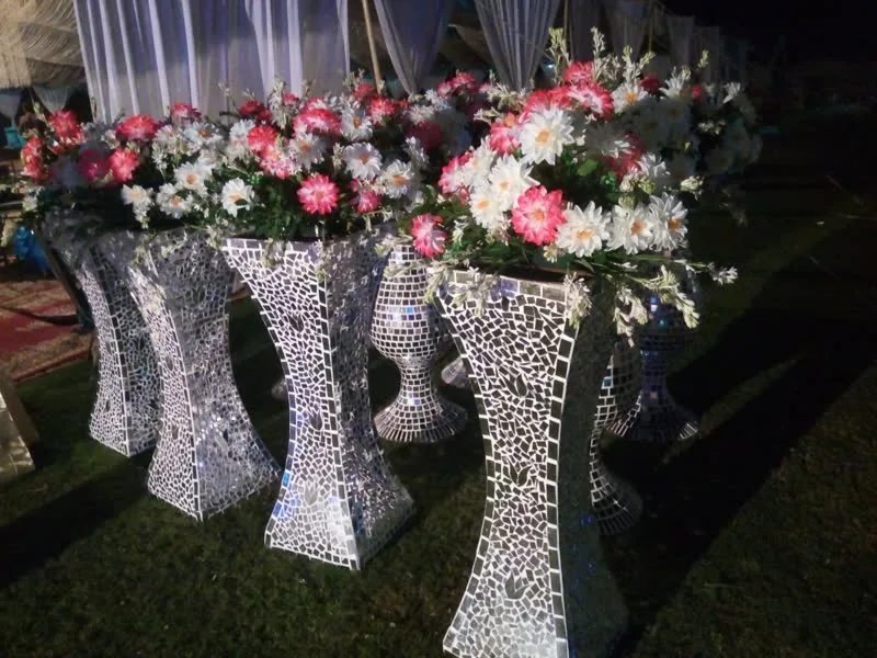 Velvet Flower Vase (Premium) — PhoolNagar.com
