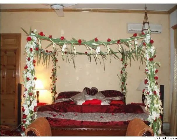 Dulhan Room #94 — White Floral Canopy Bed Setup — PhoolNagar.com